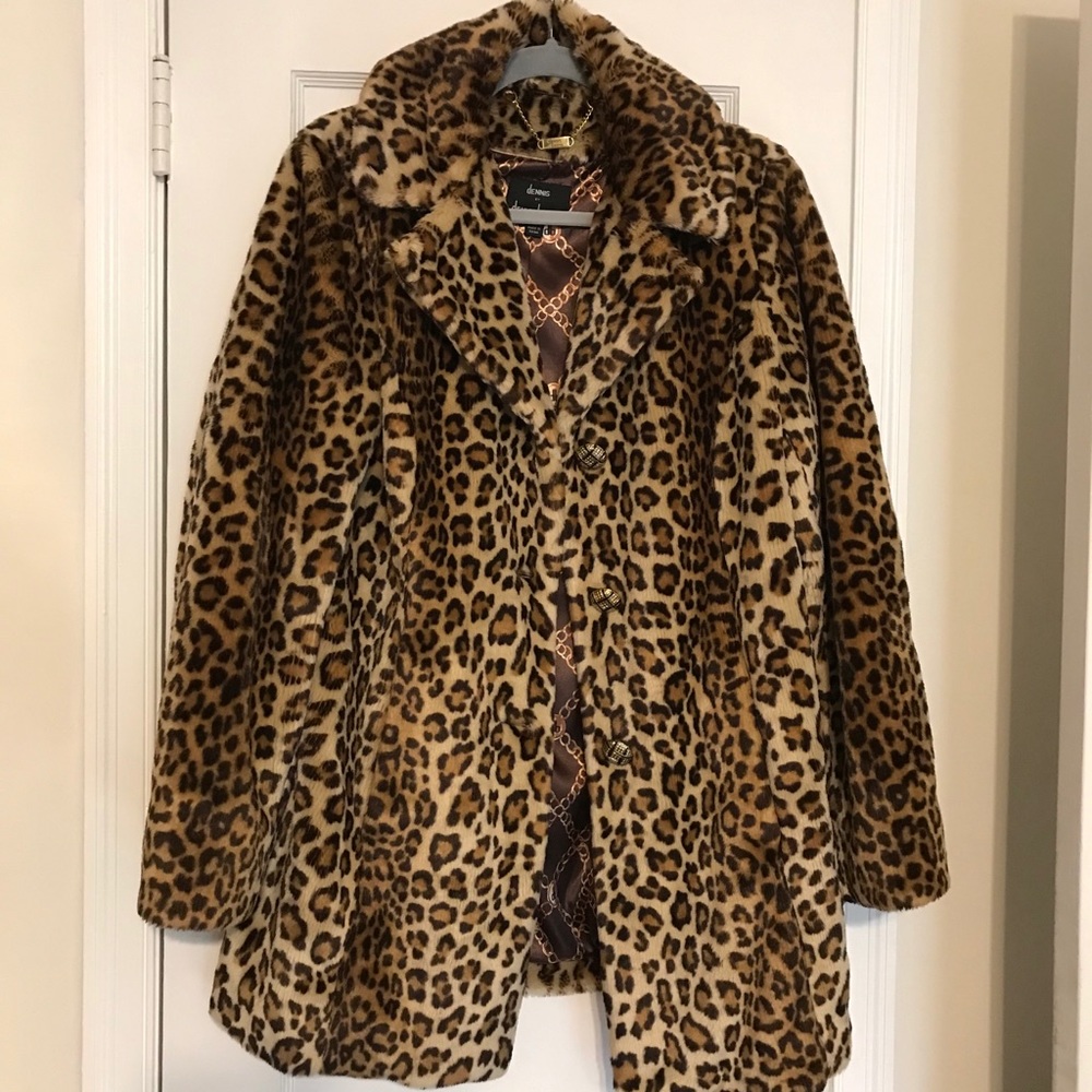 Dennis Basso Animal Print Coat Size M
